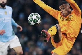 爱游戏-姆巴佩重返赛场，出色发挥首场状态出色，TL观众沸腾！赛场气氛高涨的简单介绍