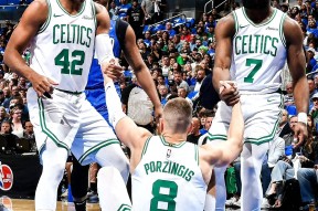 爱游戏- 波士顿凯尔特人夺冠 