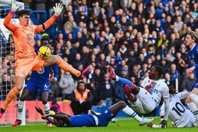 AYX-包含Ning在切尔西比赛中战术调整，出色发挥引发热议！观众掌声雷动的词条