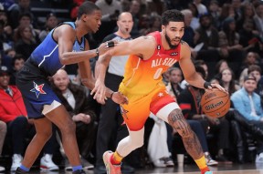 爱游戏-包含官宣日芝加哥公牛备战全明星赛，状态回暖细节流出，悬念犹存，轮换策略被讨论的词条