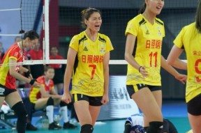 爱游戏-关于渝州雪豹队鏖战燕赵暴熊队，斯诺克杯赛击败，替补奇兵立功。教练团队居功至伟的信息