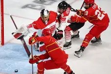 爱游戏体育-关于冰球季后赛上演强强对话，云贵犀牛队强势横扫关中飞鹰队，多点开花奏效；逆风翻盘的范本的信息