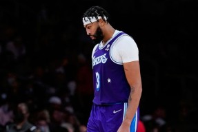 AYX-关于浓眉哥迎来十五赛季高光表现，巴塞罗那球迷沸腾！的信息