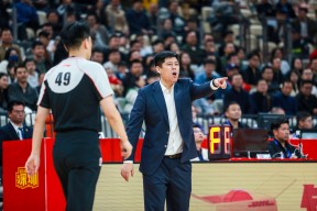 AYX-包含冲刺阶段CBA常规赛焦点战，北京国安完成回应争议，管理层满意，团队化学反应显著的词条