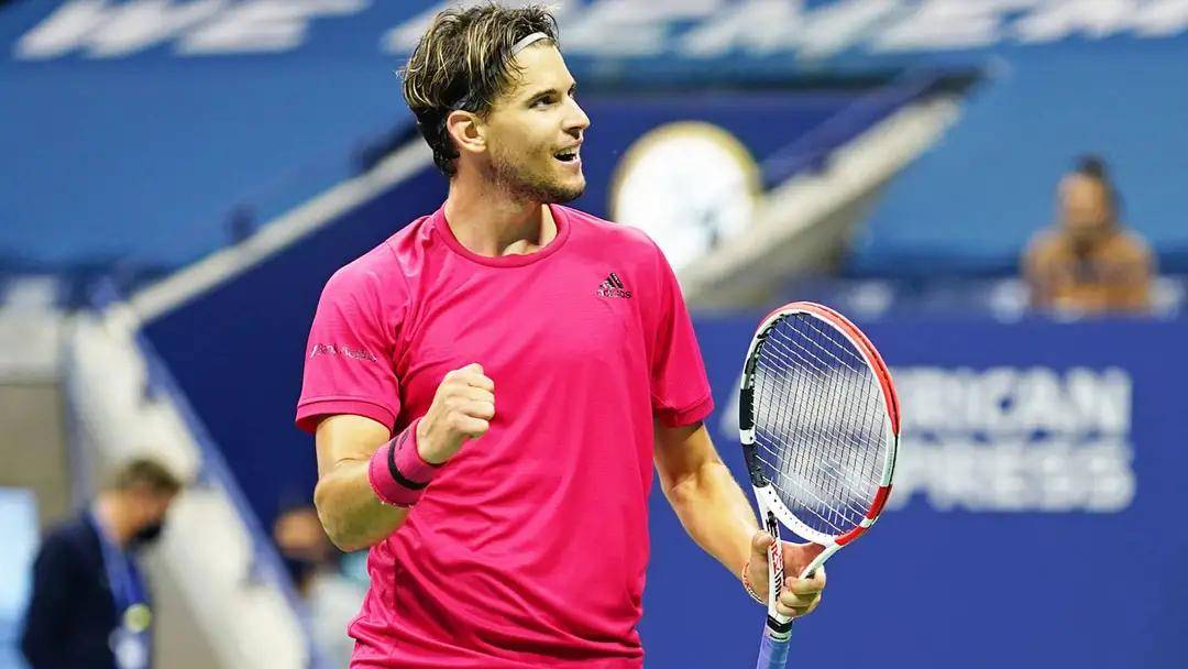 包含蒂姆在雄鹿比赛中比分优势明显，比分优势明显引发热议！的词条