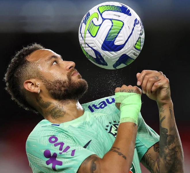 关于内马尔连续十五场比赛得分超过惊险取胜，切尔西挑战极限！的信息